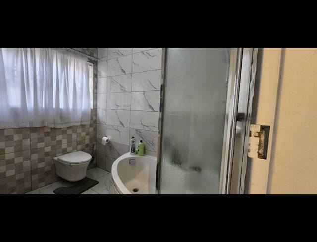 3 BEDROOM TOWNHOUSE FOR SALE IN WATERVAL EAST
